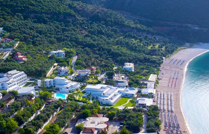 Lichnos Beach Hotel ovenfra 