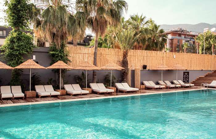 Pool ved Cantina Restaurant