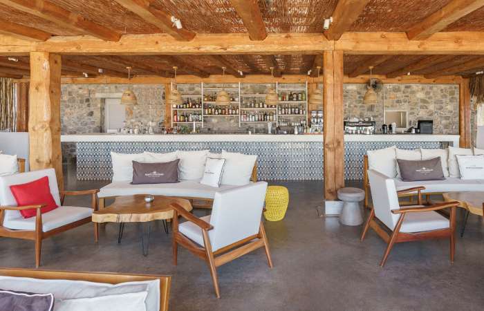 Strandbar med loungeområde