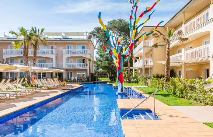 Mulighed for swim-up suiter