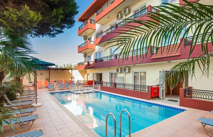 Alea Hotel Poolområde 