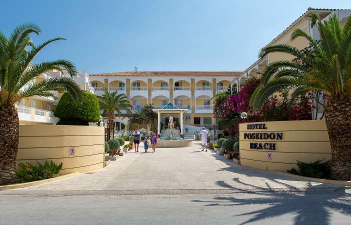 Indgangen til Poseidon Beach 