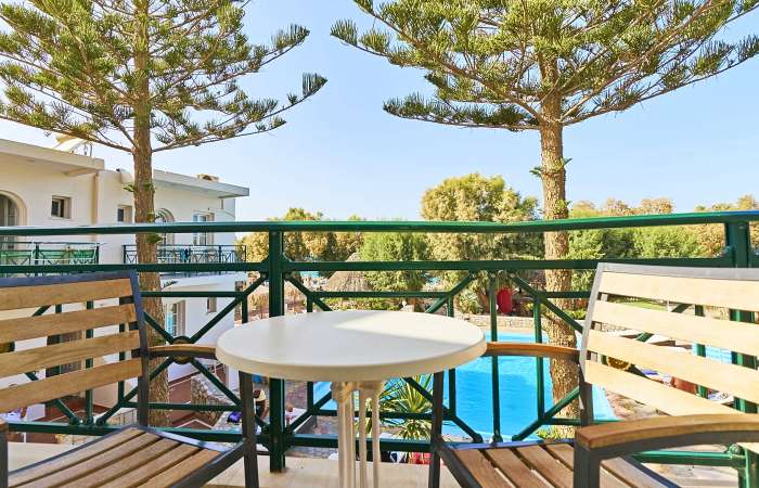 Balkon pooludsigt 