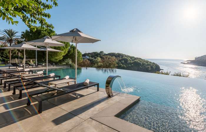 Infinity pool kun for voksne