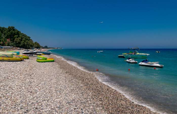 Stranden ved Avra Beach 
