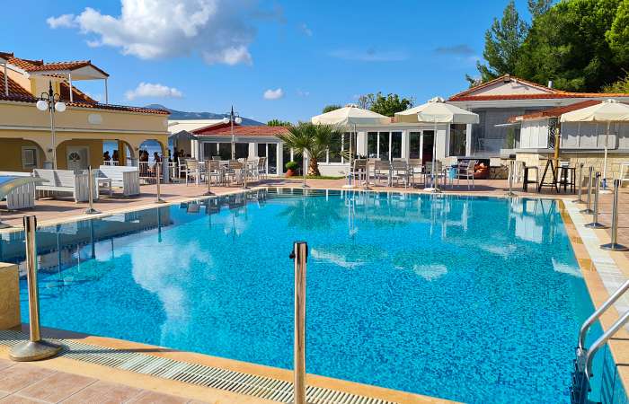 Kosta Maria Hotel poolområde 
